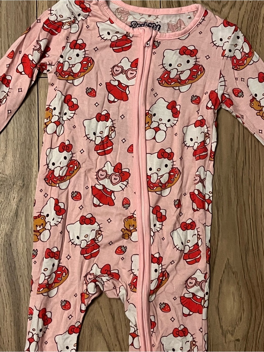 Hello Kitty sleeper - Picture 2 of 3